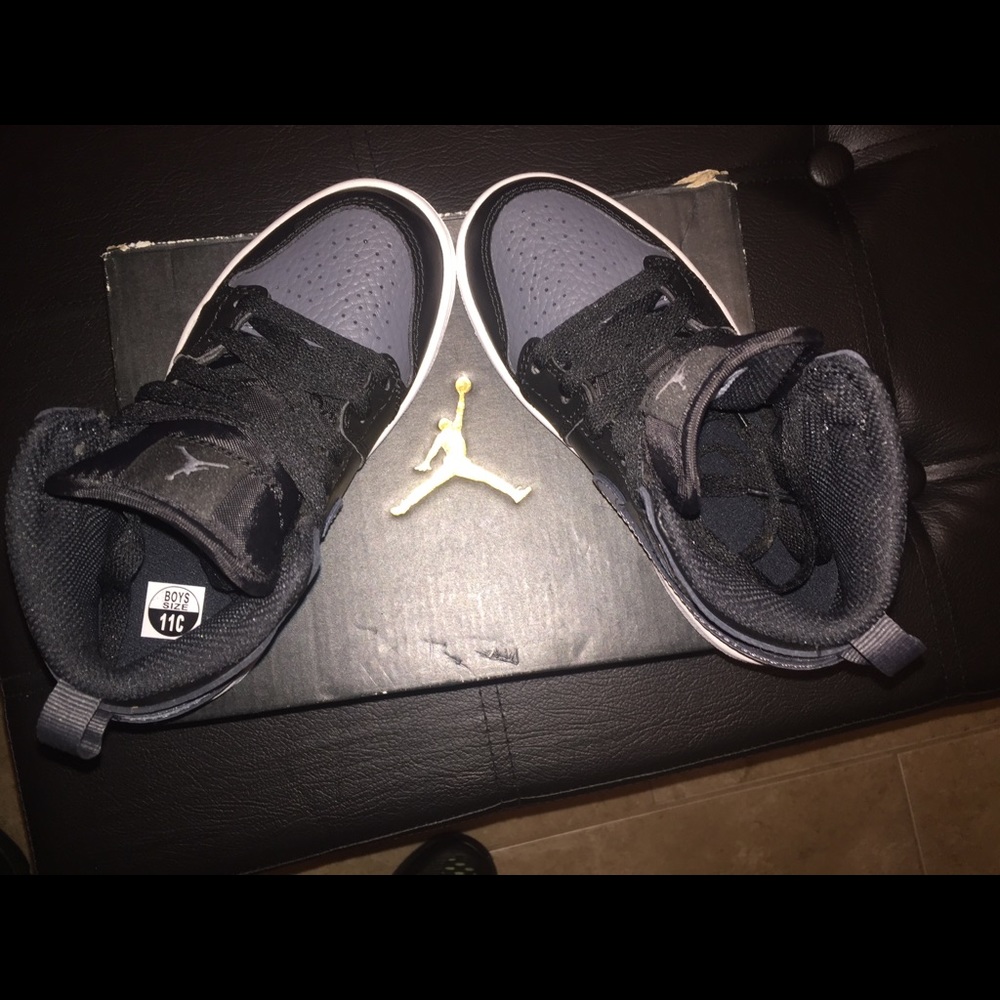 Nike Jordan 1 mid bp kids size 11c NEW - Picture 5 of 5